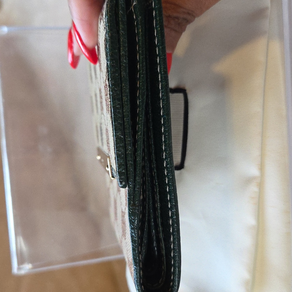 Gucci Beige and Brown GG Monogram Wallet - Picture 5 of 6